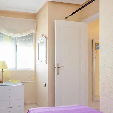 Apartamento Lovely In With Swimming Pool *